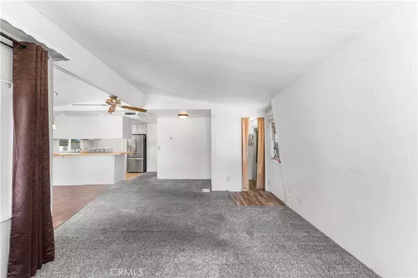 Lancaster, CA 93534,48303 20th W #207