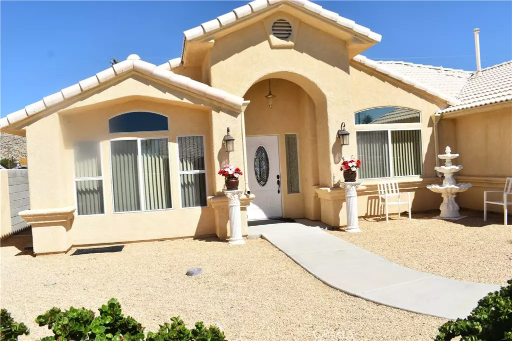 Desert Hot Springs, CA 92240,66026 Avenida Cadena