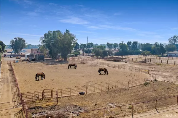 Bakersfield, CA 93314,34378 7th Standard