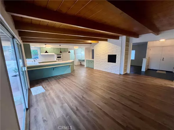 Thousand Oaks, CA 91360,771 Calle Pecos