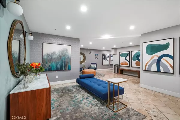 Sherman Oaks, CA 91403,4623 Willis AVE #305