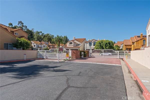 West Hills, CA 91307,7422 Kyle CT