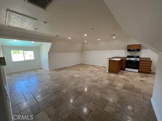 45 N Madrid, Newbury Park, CA 91320