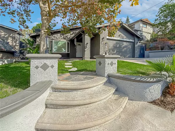 Newbury Park, CA 91320,184 Pepper RD