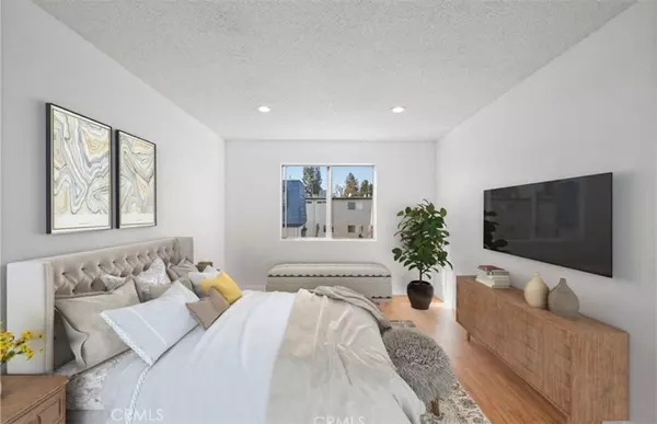 Tarzana, CA 91356,18530 Hatteras ST #333