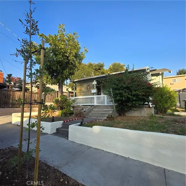 3928 La Crescenta AVE, Glendale, CA 91020