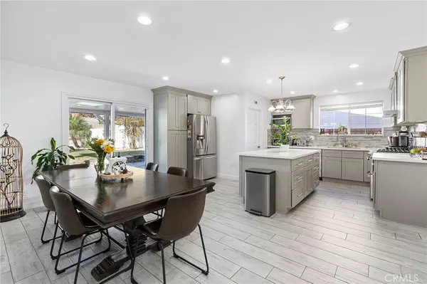 West Hills, CA 91307,6609 Birchton AVE