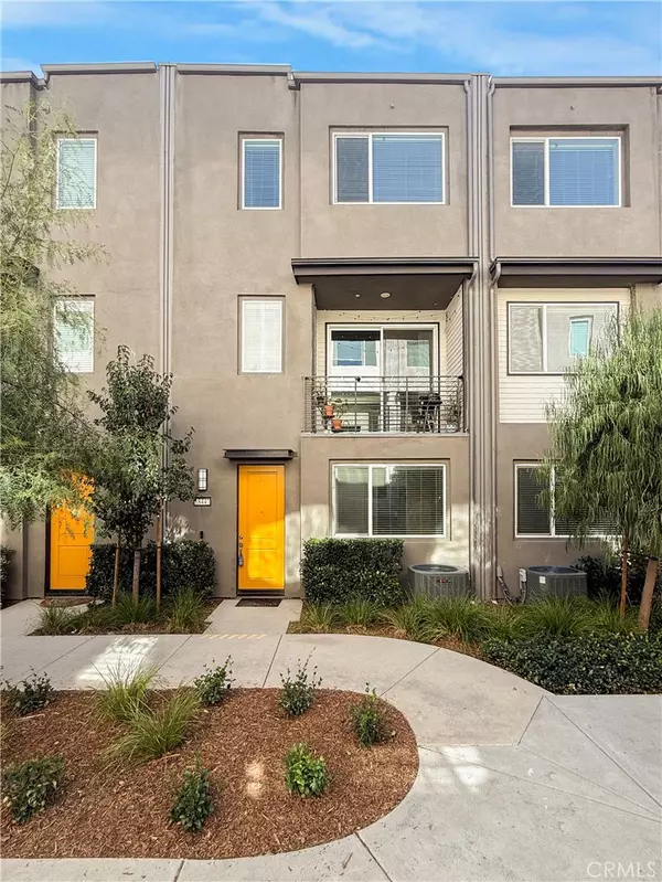 Northridge, CA 91325,18447 W Mural