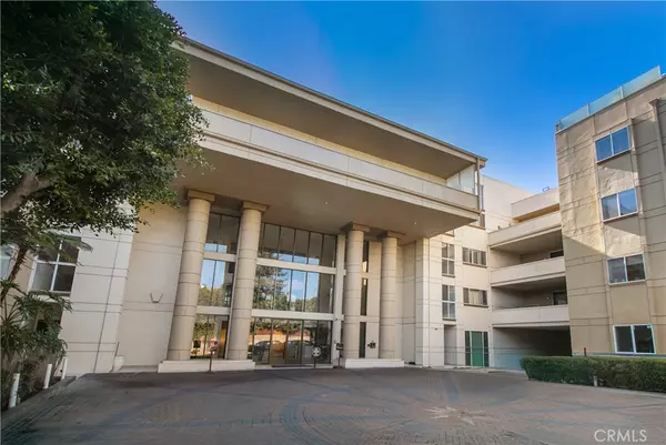 Encino, CA 91316,4949 Genesta AVE #308