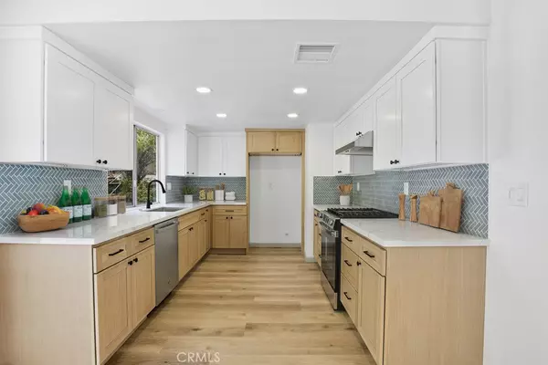 Sylmar, CA 91342,13431 Lochrin LN