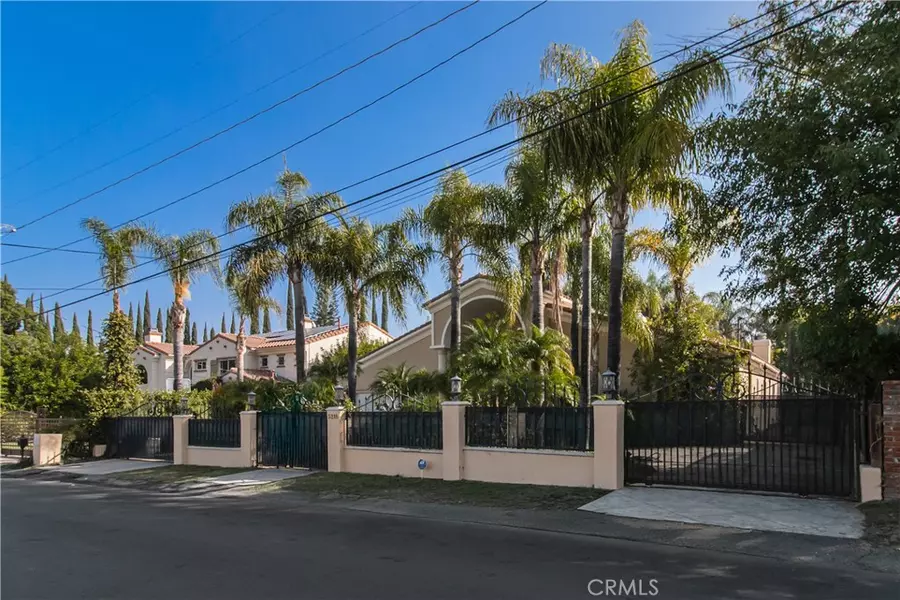 5218 Otis AVE, Tarzana, CA 91356