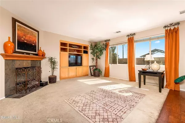 Lancaster, CA 93535,2158 Cypress