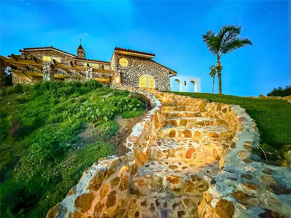 Malibu, CA 90265,33239 Mulholland HWY