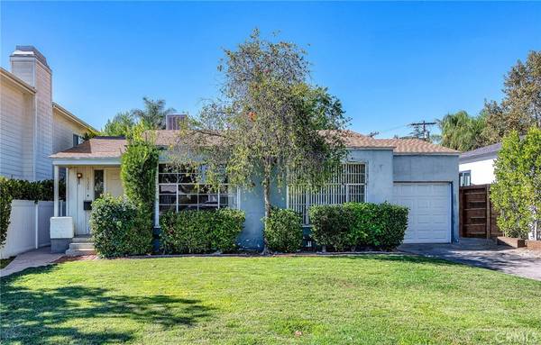 5257 Bellaire AVE, Valley Village, CA 91607