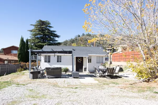 4200 Maple Trail, Frazier Park, CA 93225