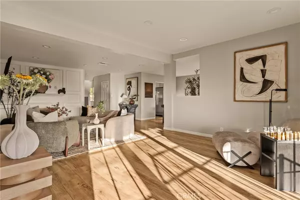 Burbank, CA 91504,1819 Richard ST