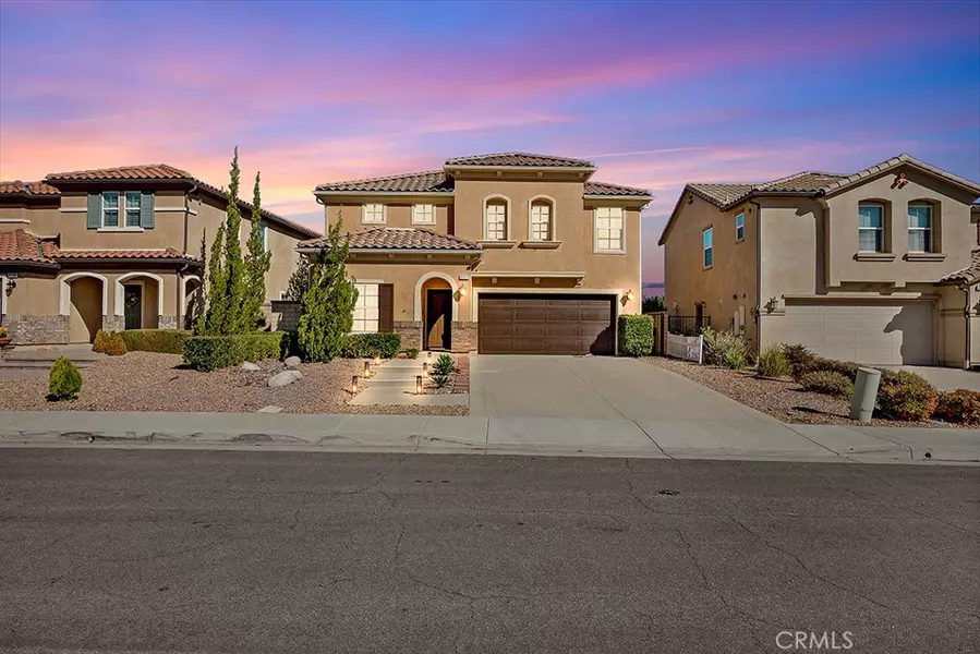 2727 Goldenrain ST, Palmdale, CA 93551