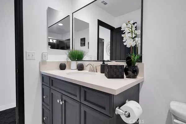 Palmdale, CA 93551,2727 Goldenrain ST