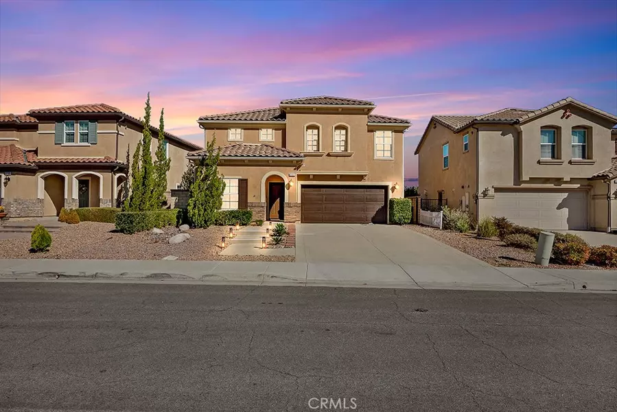 2727 Goldenrain ST, Palmdale, CA 93551