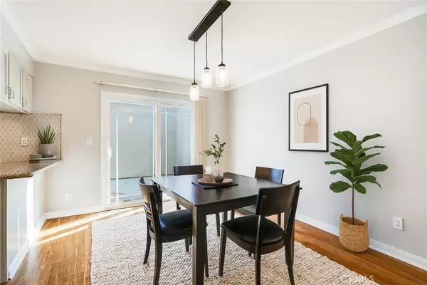 Northridge, CA 91325,10220 Zelzah AVE #3