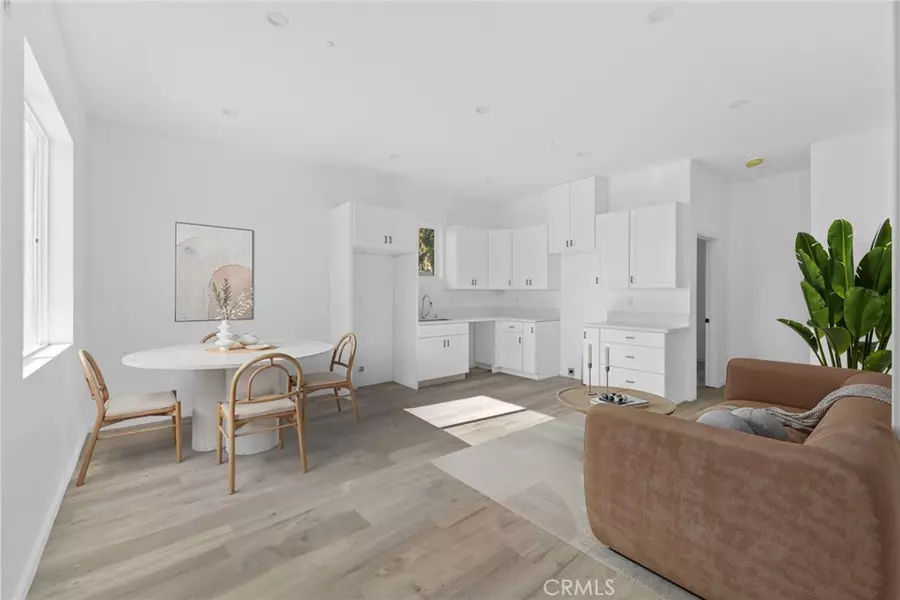 8512 Wilbur Ave, Northridge, CA 91324