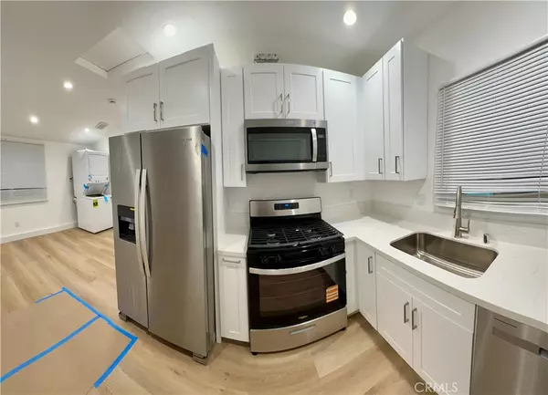 Reseda, CA 91335,18658 Runnymede St.