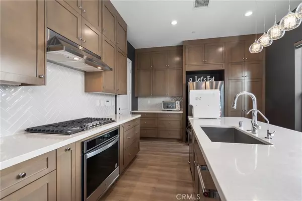 Porter Ranch, CA 91326,20809 W Acorn CIR