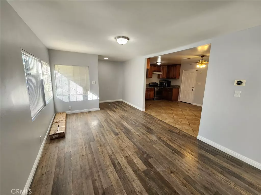 North Hollywood, CA 91605,7910 Nagle