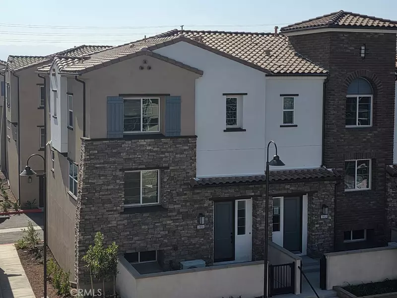 2855 Via Dolomito, Camarillo, CA 93012
