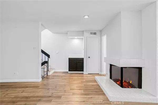 Calabasas, CA 91302,26353 W Plata