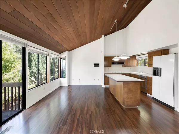 Woodland Hills, CA 91364,4140 Cachalote ST