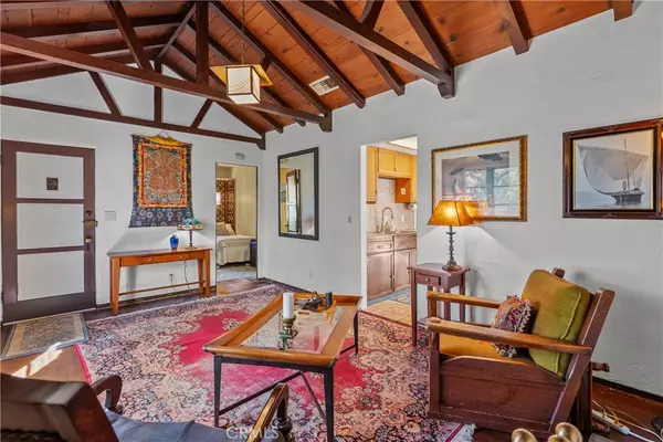 La Crescenta, CA 91214,3935 Vista CT