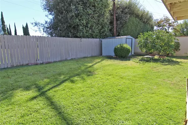 Northridge, CA 91324,9310 Crebs AVE