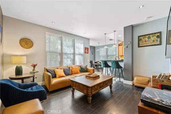 Valencia, CA 91355,24120 Victoria #47