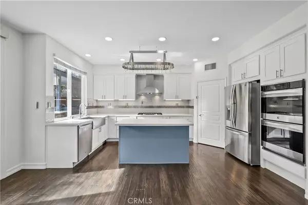 Porter Ranch, CA 91326,20250 Wynfreed LN