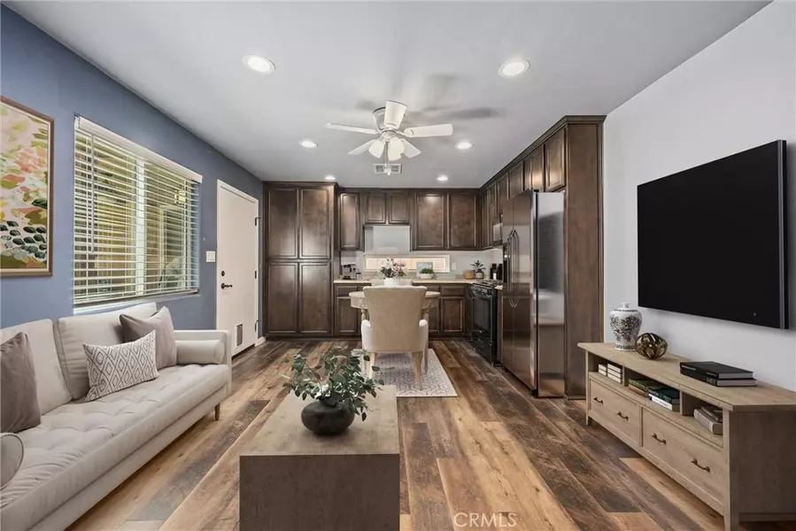 6202 Ocean Jasper DR, Bakersfield, CA 93313