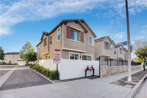 West Hills, CA 91304,22824 W Olive