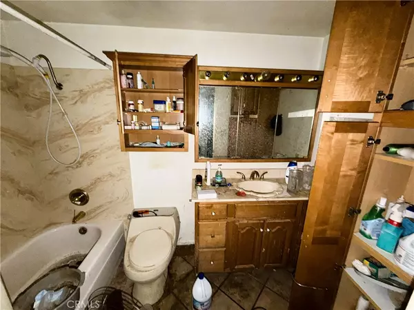 Simi Valley, CA 93065,2133 Cochran ST