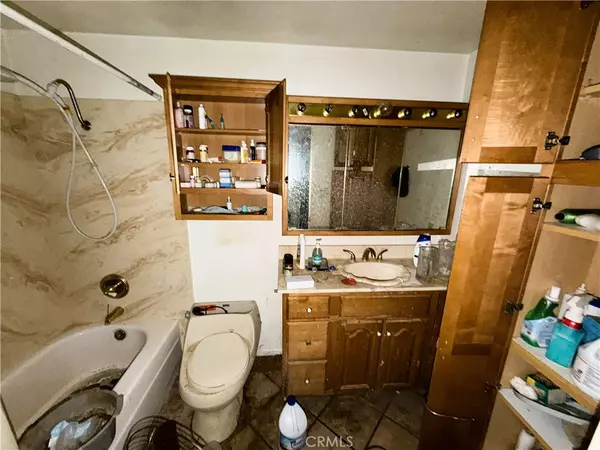 Simi Valley, CA 93065,2133 Cochran ST