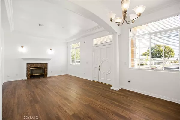 Arcadia, CA 91006,215 S 5th #A