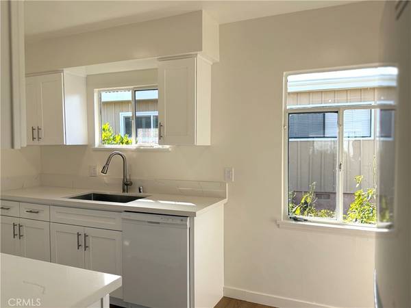 Santa Monica, CA 90405,2658 23rd ST