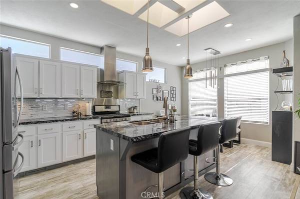 11 Oxford WAY, Northridge, CA 91324