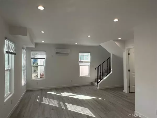 Reseda, CA 91335,7012 Bertrand AVE