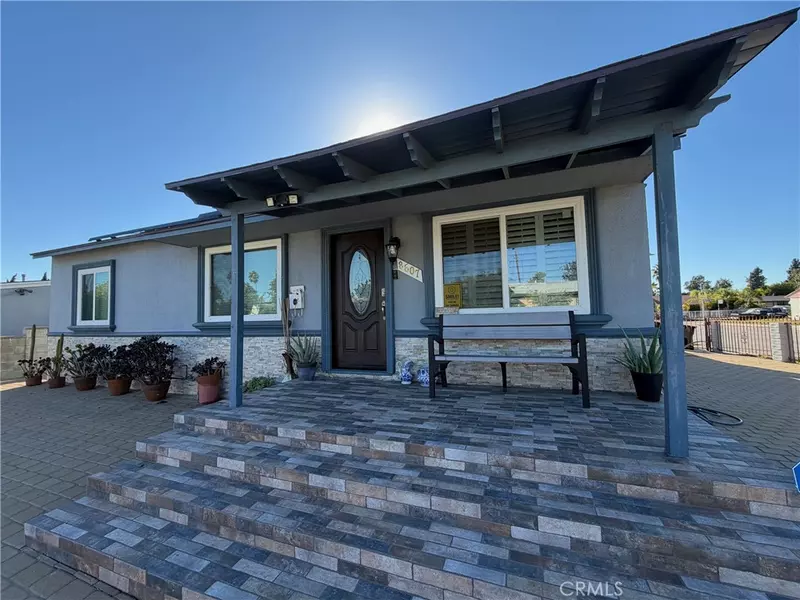 8607 Cantaloupe AVE, Panorama City, CA 91402