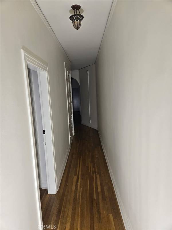 Hollywood, CA 90027,1731 Winona