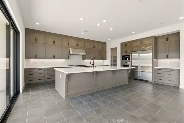 Porter Ranch, CA 91326,11850 Red Hawk LN