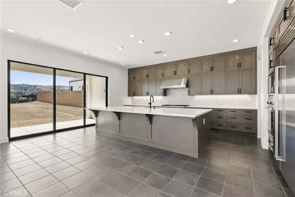 Porter Ranch, CA 91326,11850 Red Hawk LN