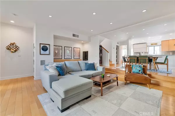 Studio City, CA 91604,4222 Troost AVE #21