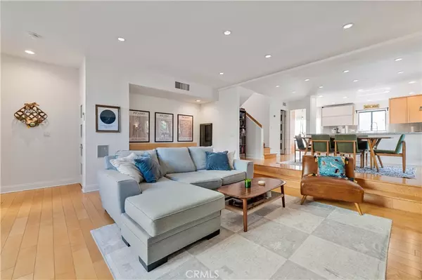 Studio City, CA 91604,4222 Troost AVE #21