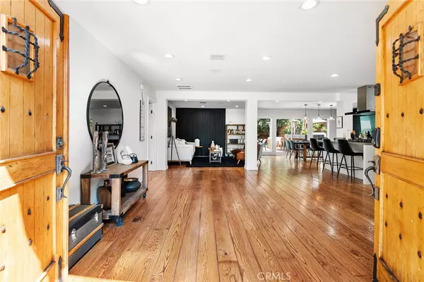 West Hills, CA 91307,7454 Sausalito AVE